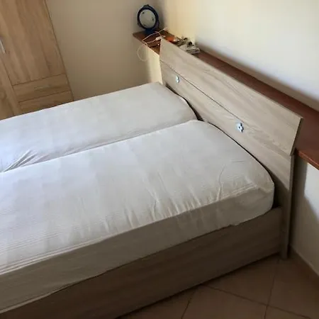 Indipendente Immersa Nel